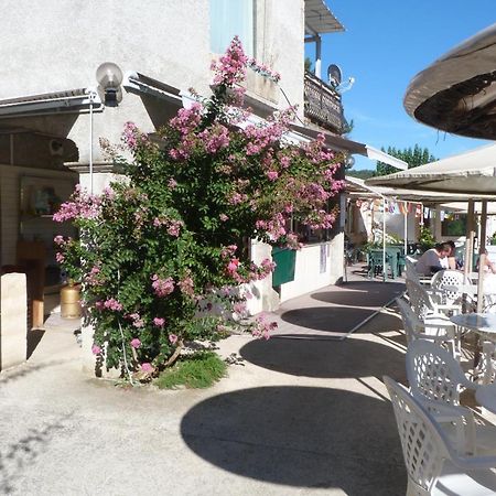 Camping L'Eau Vive Hotel Dauphin Zewnętrze zdjęcie